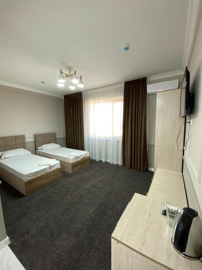 Sapphire Hotels Тараз Екстериор снимка